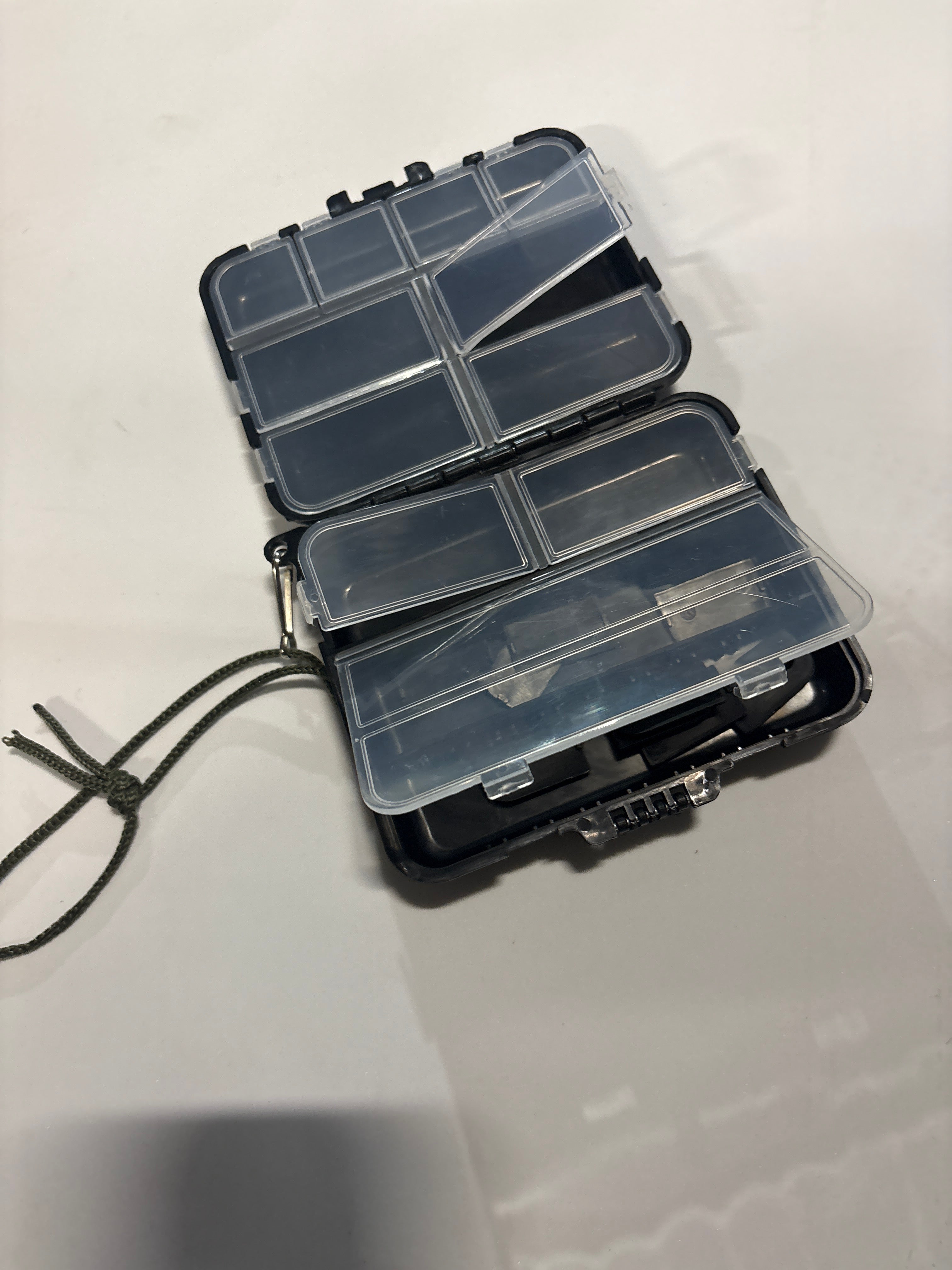Hard case small tackle box