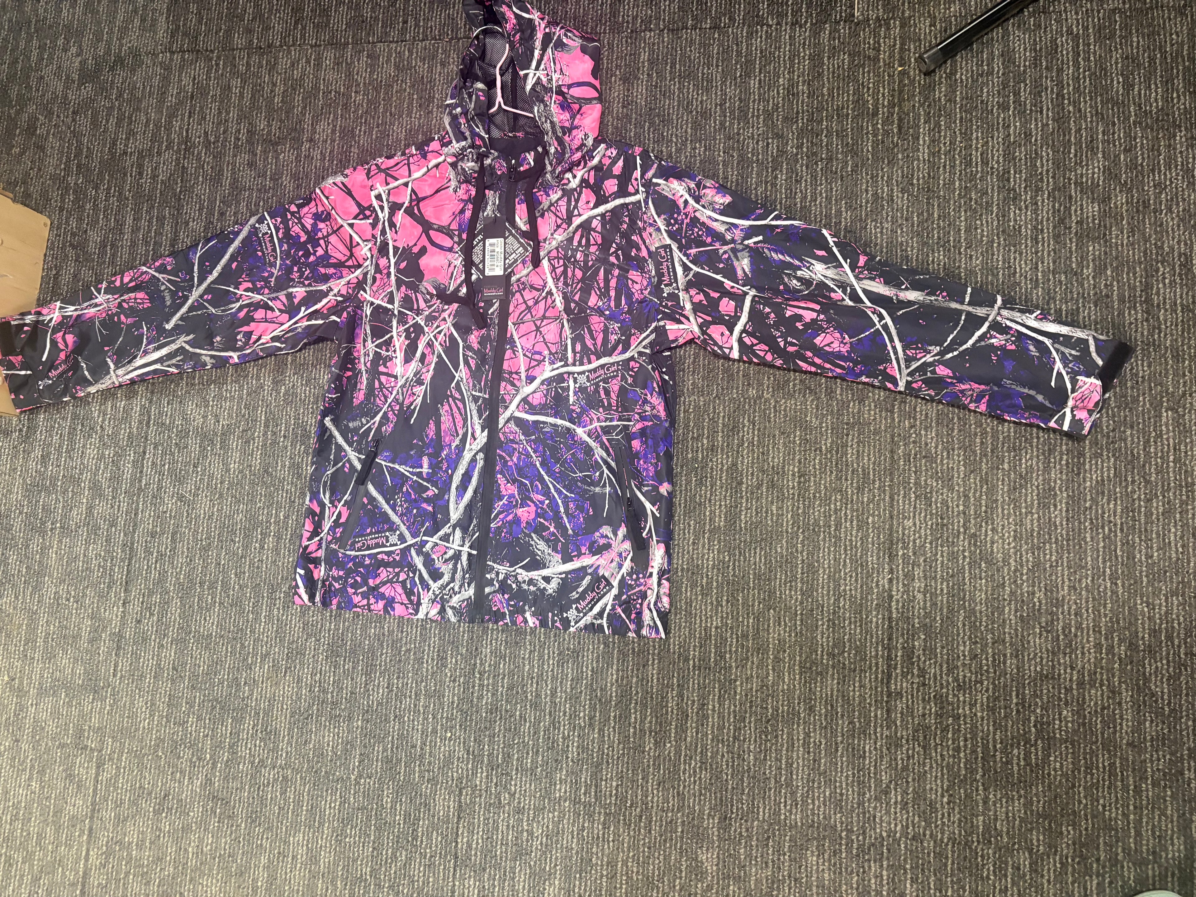 Camo wind breaker