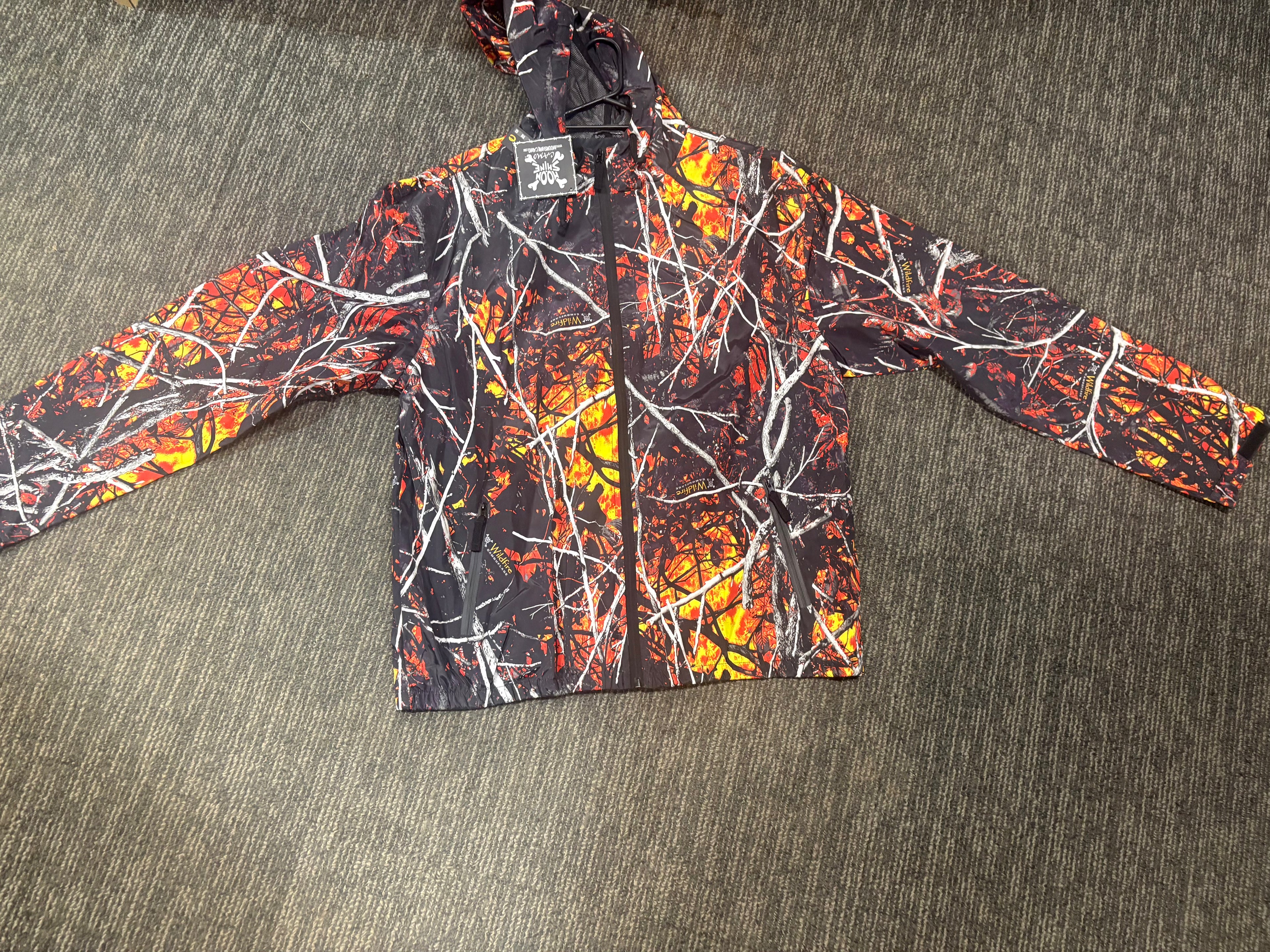 Camo wind breaker