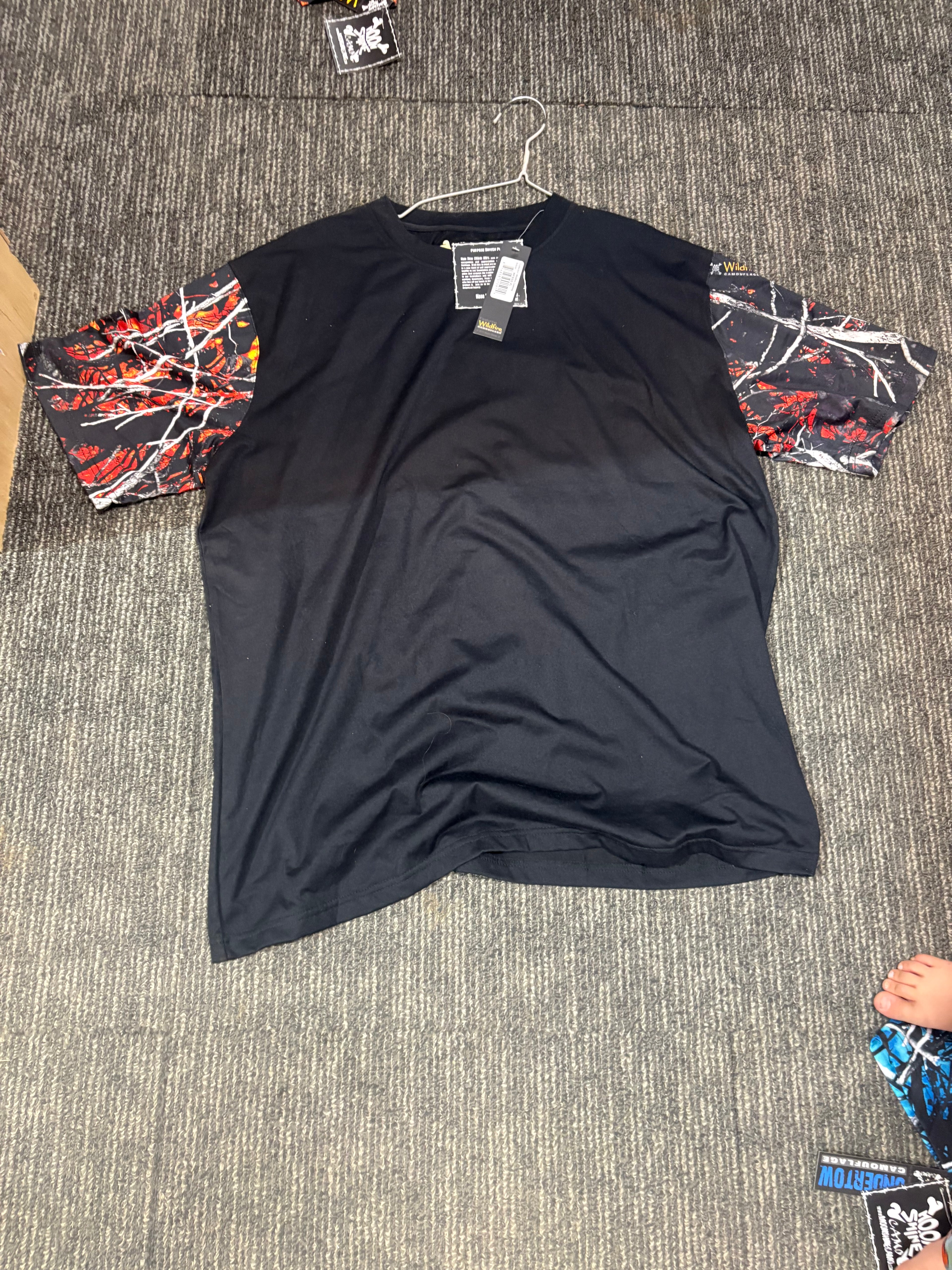 Camo tee
