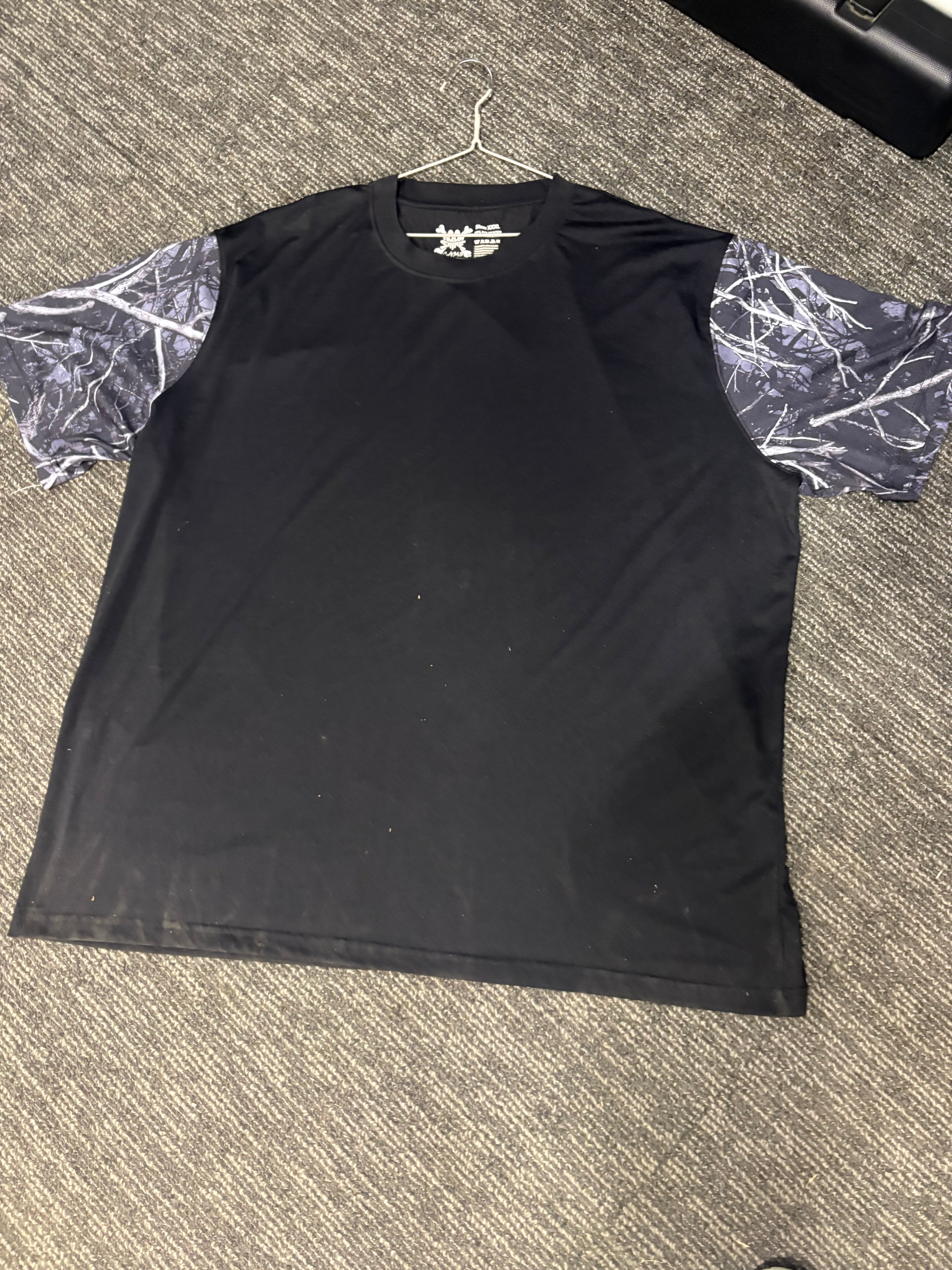 Camo tee