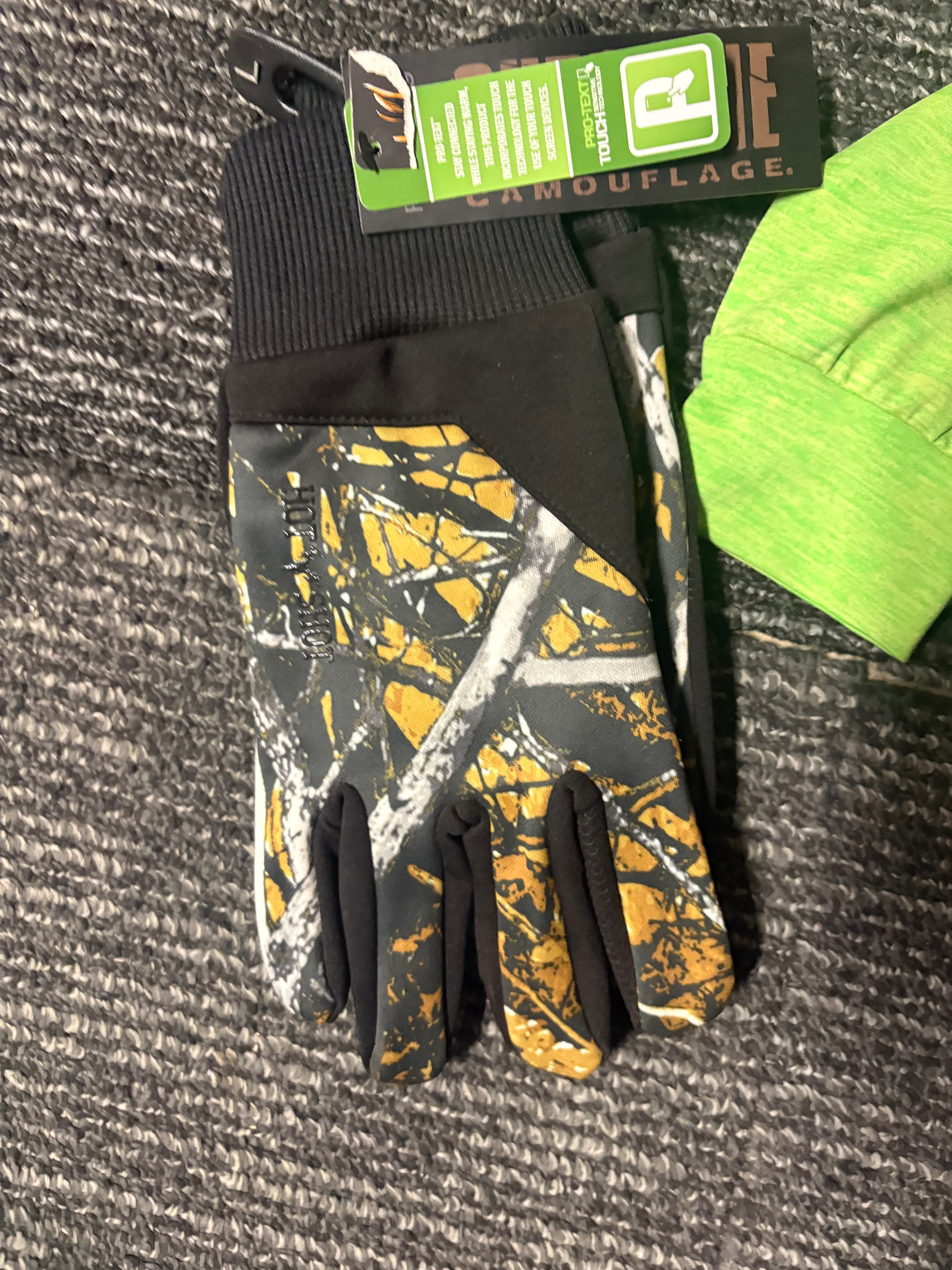 Winter gloves