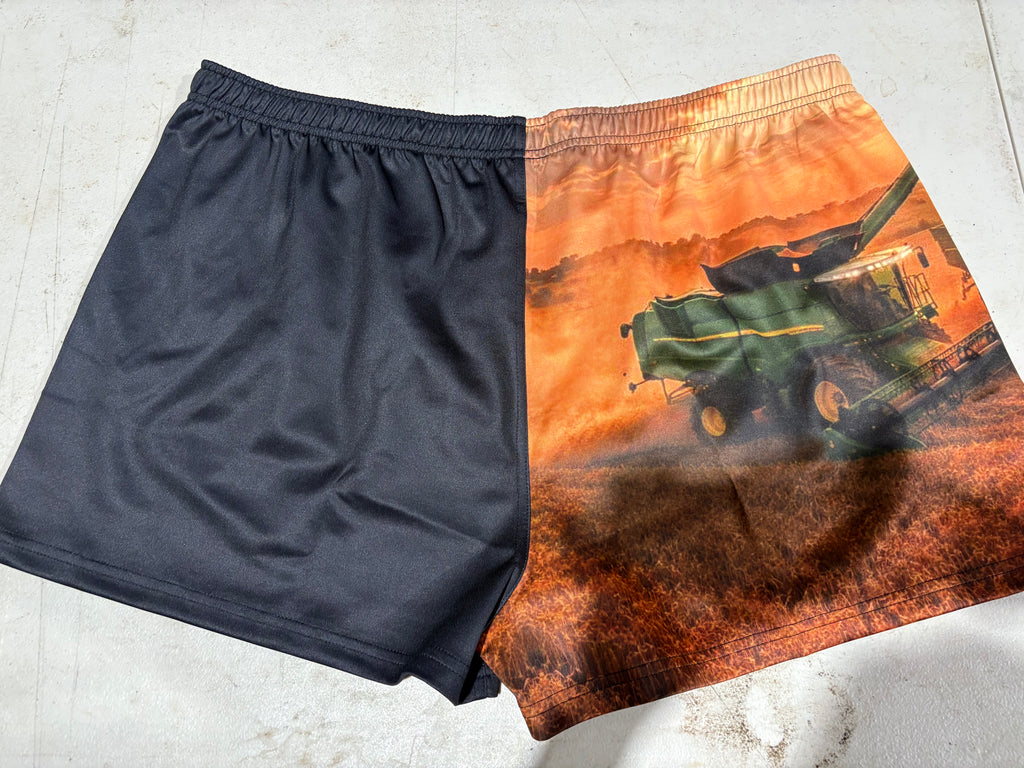 Footy shorts - header