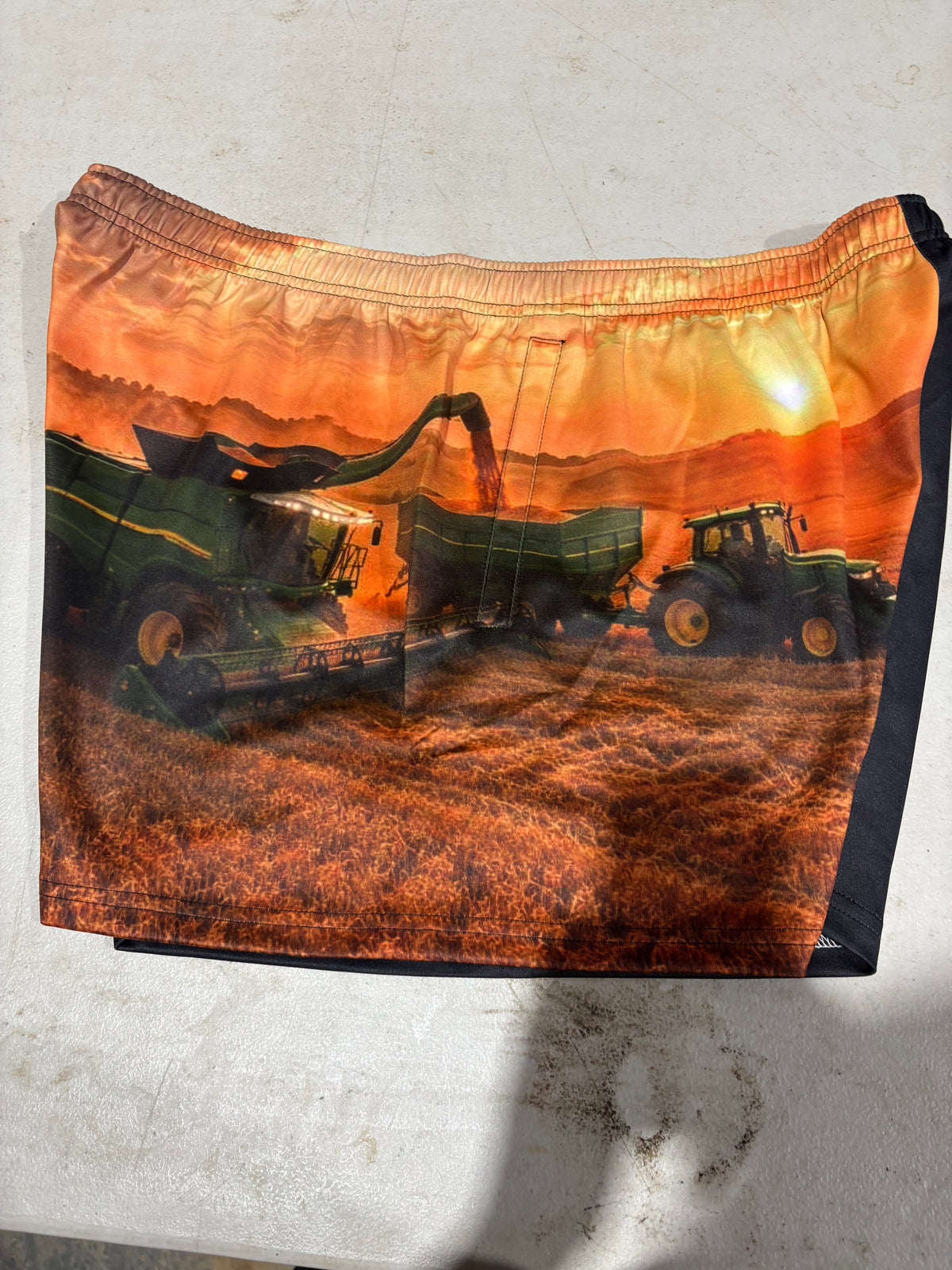 Footy shorts - header
